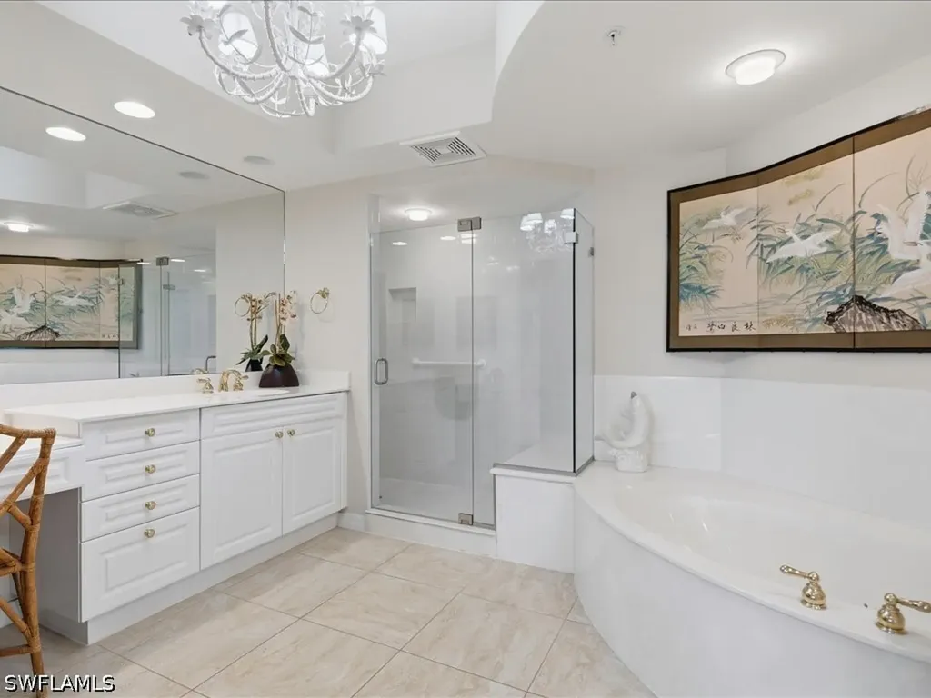 425 Cove Tower Drive Naples FL 34110