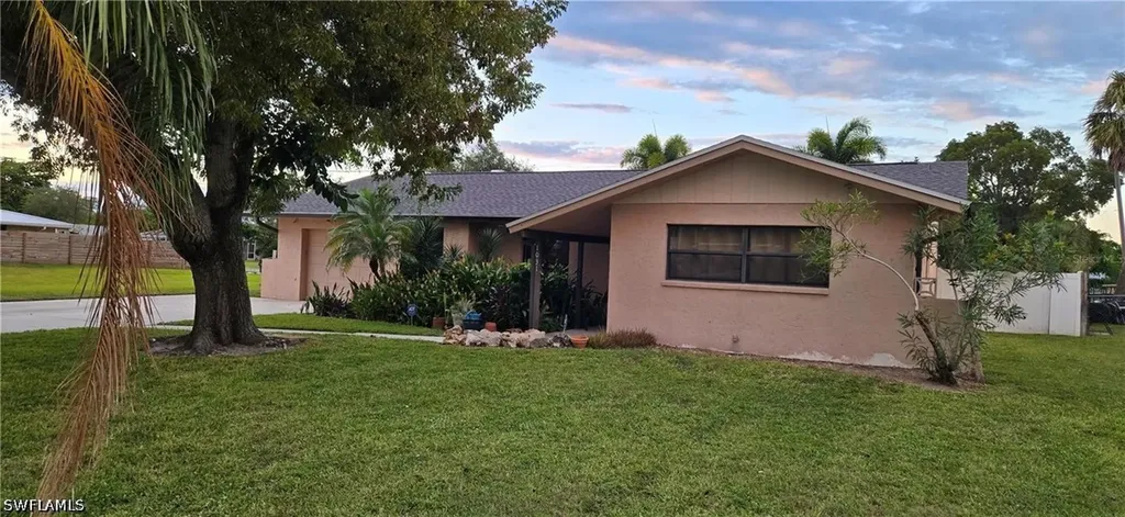 Fort Myers FL, 1031 Averly Street