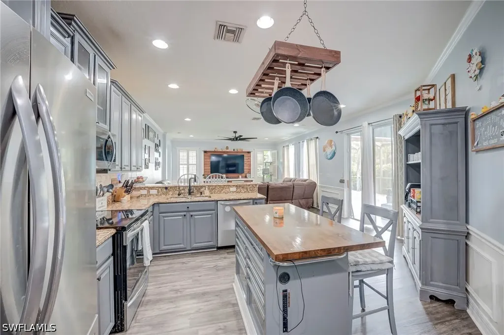 2831 Via Piazza Loop Fort Myers FL 33905