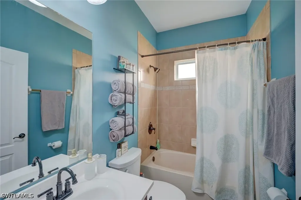 2831 Via Piazza Loop Fort Myers FL 33905