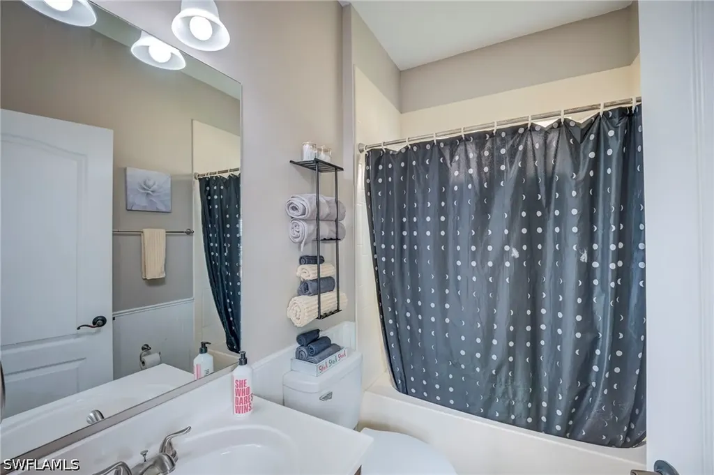 2831 Via Piazza Loop Fort Myers FL 33905