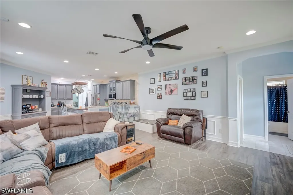 2831 Via Piazza Loop Fort Myers FL 33905