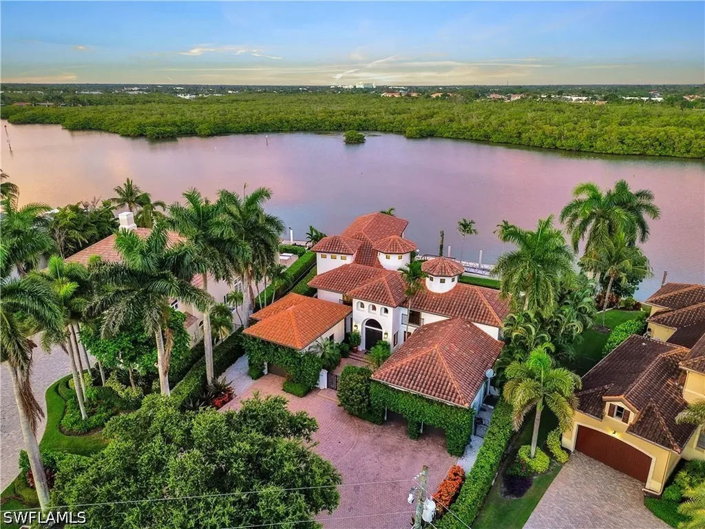 2535 Tarpon Road Naples FL 34102