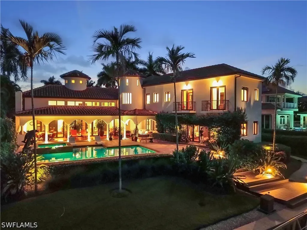 2535 Tarpon Road Naples FL 34102