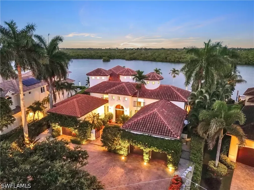 2535 Tarpon Road Naples FL 34102