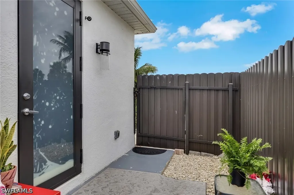 11563 Saunders Avenue Bonita Springs FL 34135