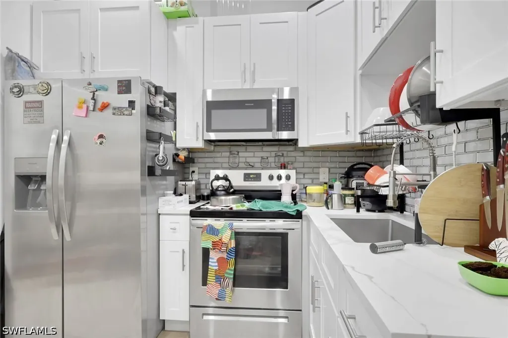 11563 Saunders Avenue Bonita Springs FL 34135
