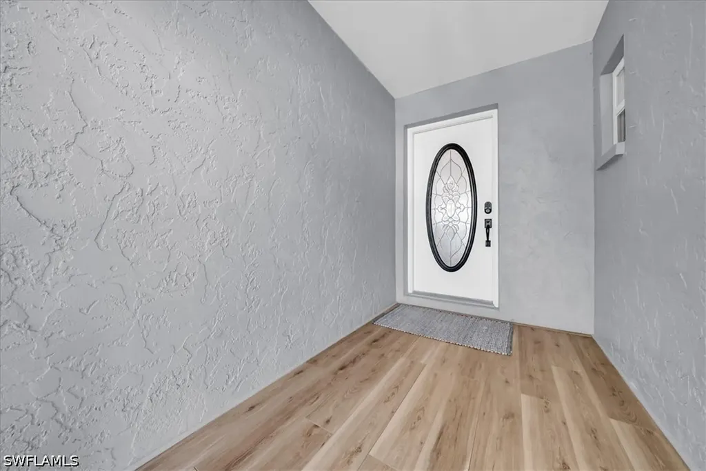 128 San Salvador Street Naples FL 34113