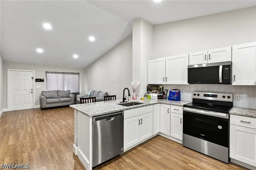 8264-8268 Matanzas Road Fort Myers FL 33967