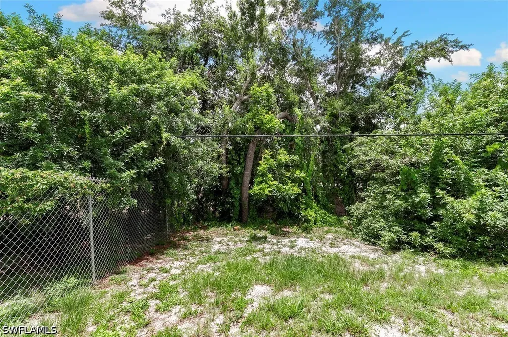 8264-8268 Matanzas Road Fort Myers FL 33967