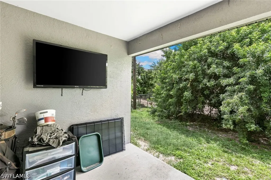 8264-8268 Matanzas Road Fort Myers FL 33967