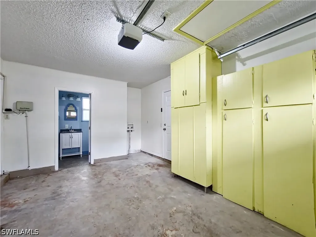 7425 Galloway Road Weeki Wachee FL 34613