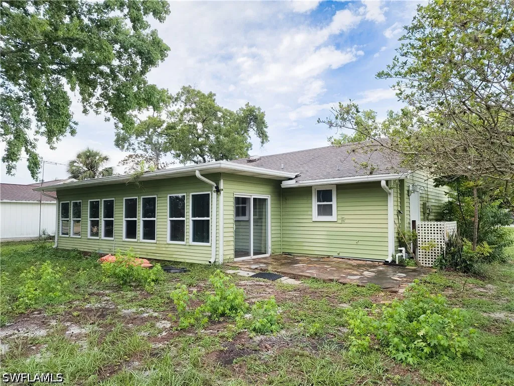 7425 Galloway Road Weeki Wachee FL 34613