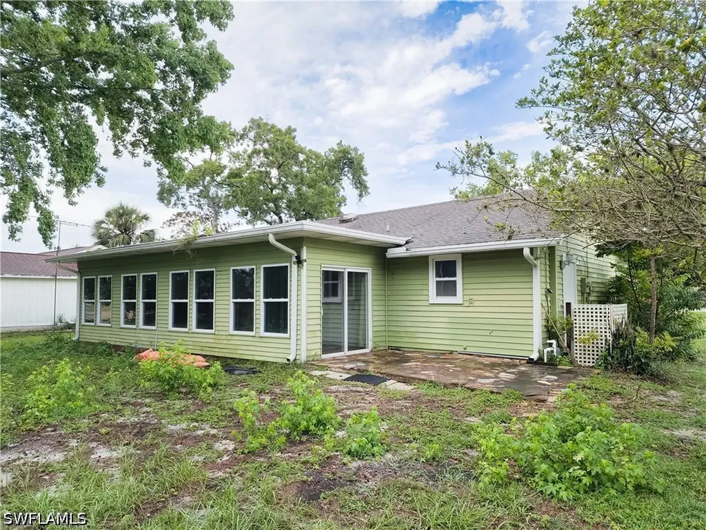 7425 Galloway Road Weeki Wachee FL 34613