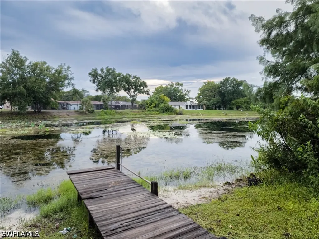 7425 Galloway Road Weeki Wachee FL 34613