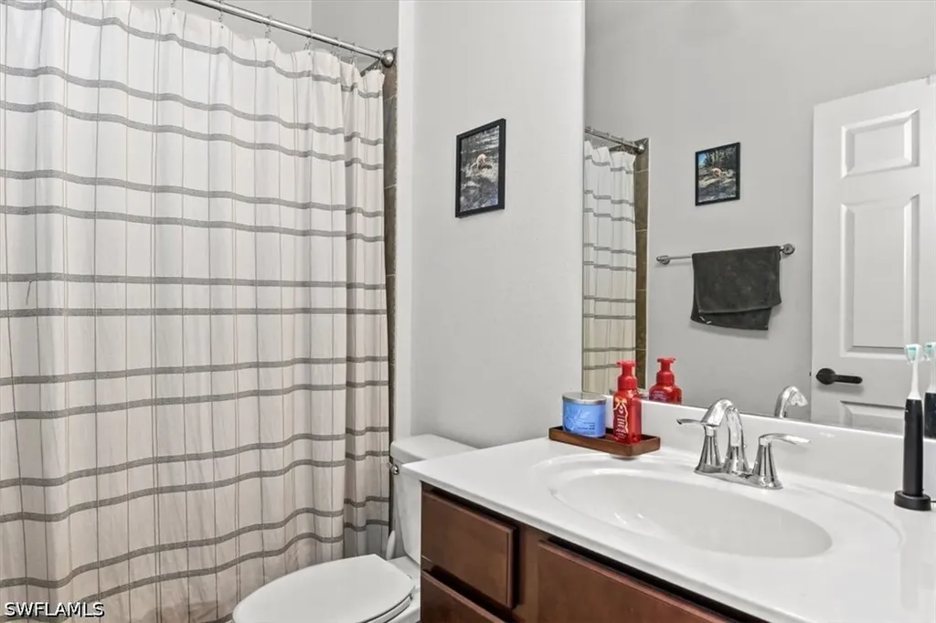 9052 Glenforest Drive Naples FL 34120