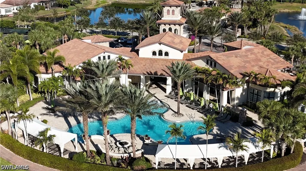 9052 Glenforest Drive Naples FL 34120