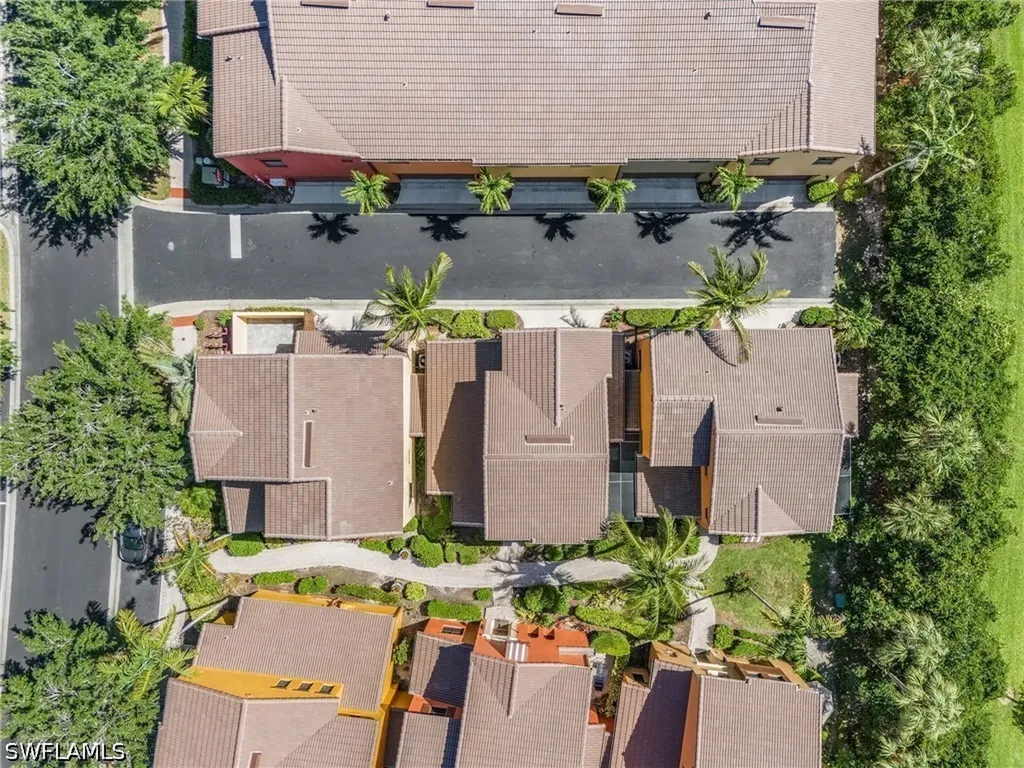 9118 Chula Vista Street Naples FL 34113