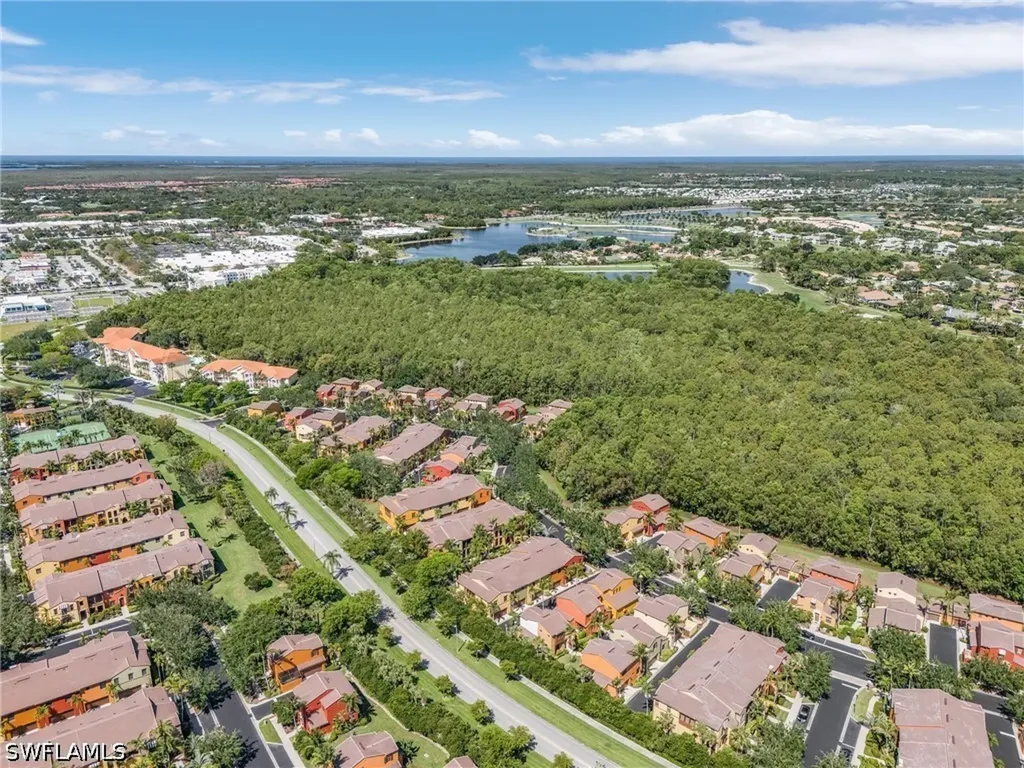 9118 Chula Vista Street Naples FL 34113