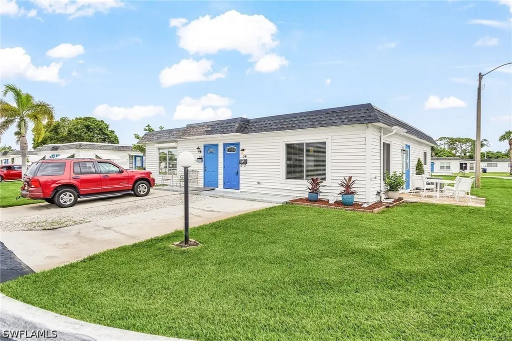 34 Hamlin Court Lehigh Acres FL 33936