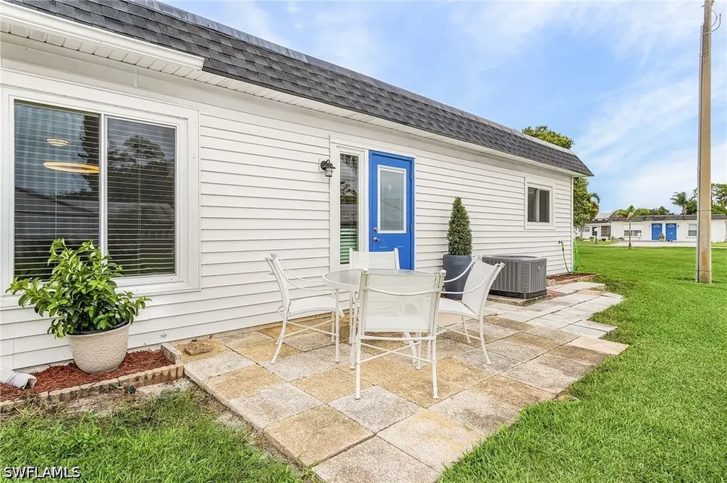 34 Hamlin Court Lehigh Acres FL 33936