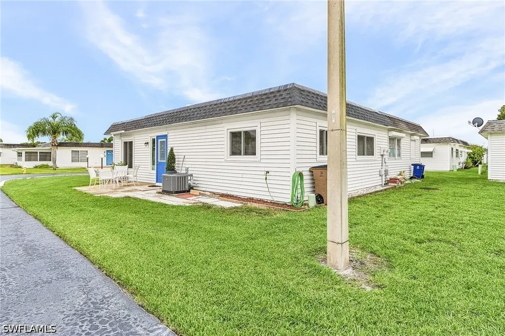 34 Hamlin Court Lehigh Acres FL 33936