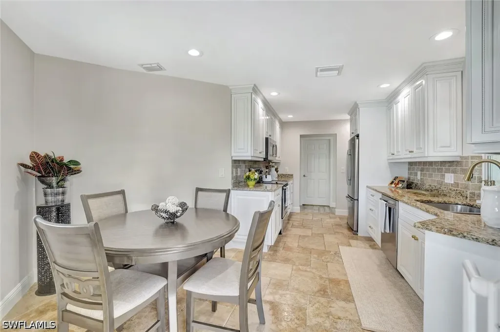 1350 Waikiki Court Marco Island FL 34145