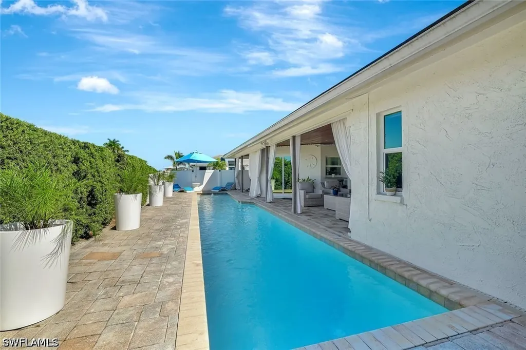 1350 Waikiki Court Marco Island FL 34145