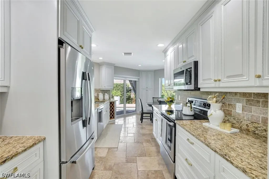1350 Waikiki Court Marco Island FL 34145