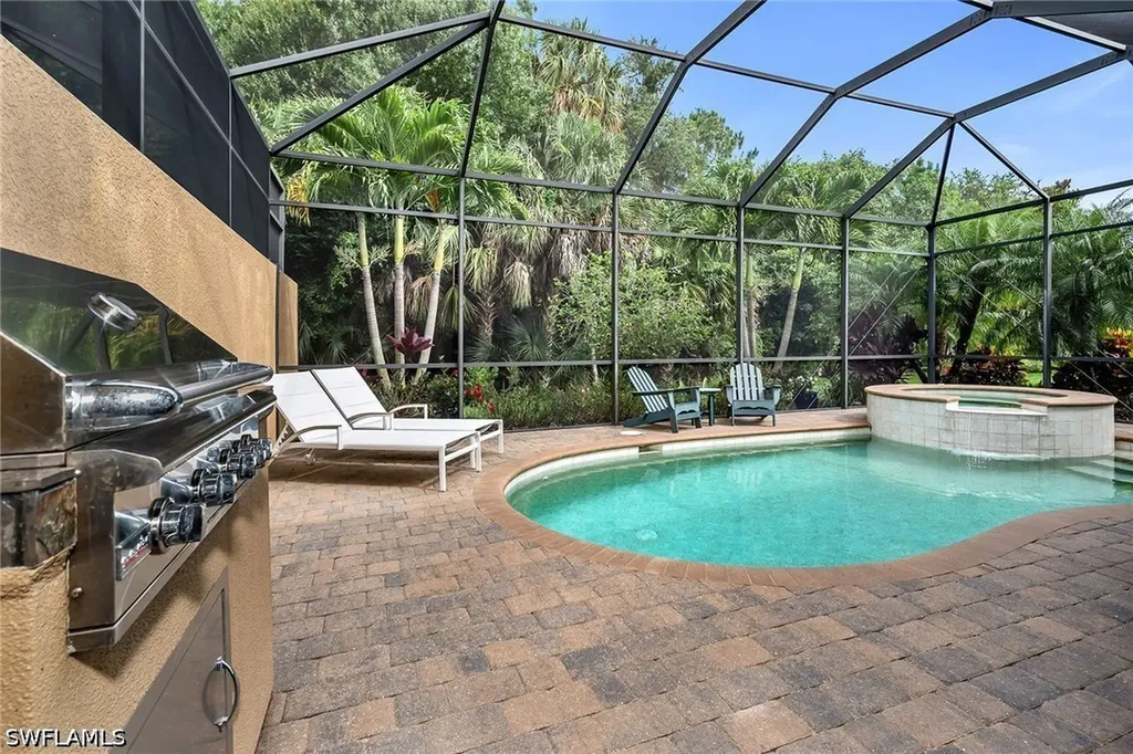 6589 Roma Way Naples FL 34113