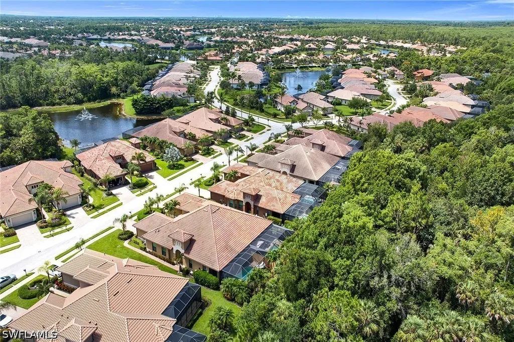 6589 Roma Way Naples FL 34113