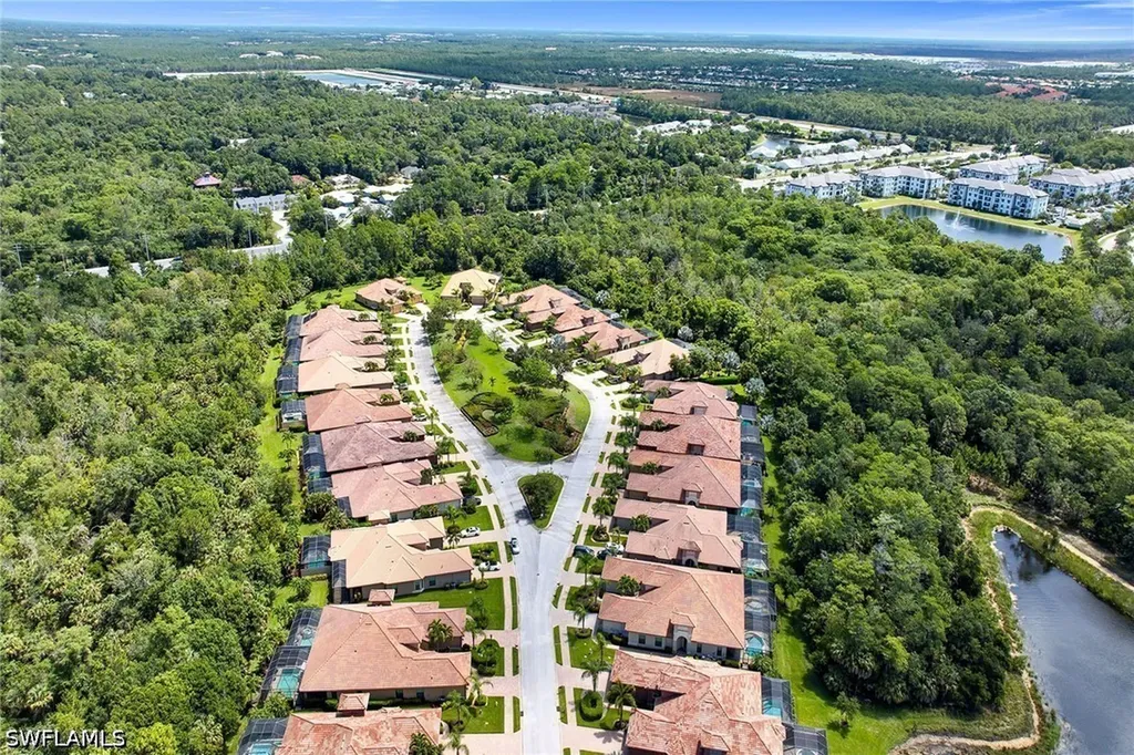 6589 Roma Way Naples FL 34113