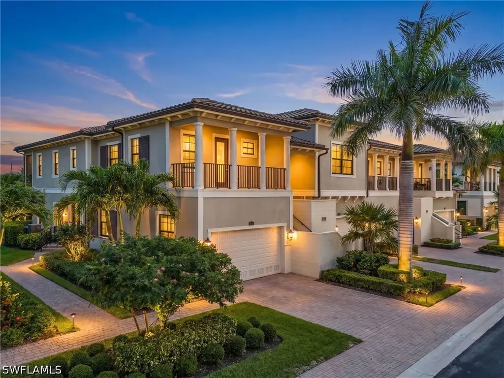 2488 Breakwater Way Naples FL 34112