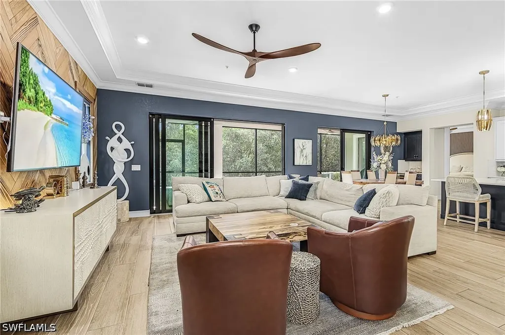 2488 Breakwater Way Naples FL 34112