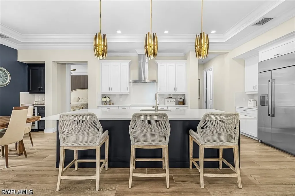 2488 Breakwater Way Naples FL 34112