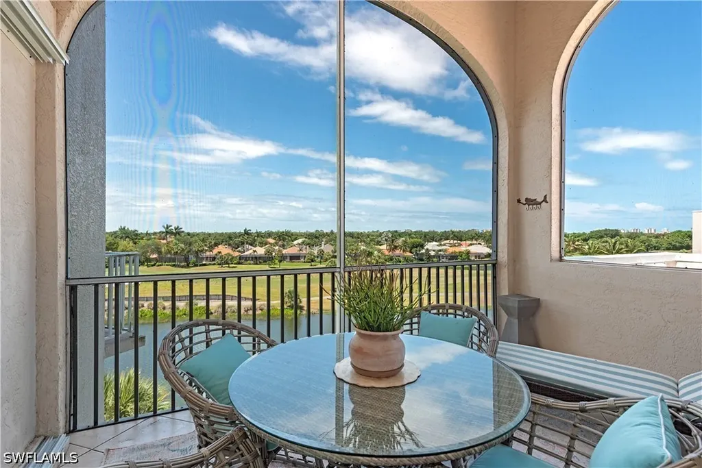 1590 Clermont Drive Naples FL 34109