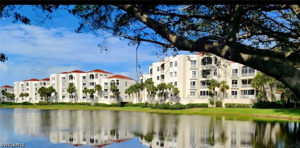 1590 Clermont Drive Naples FL 34109