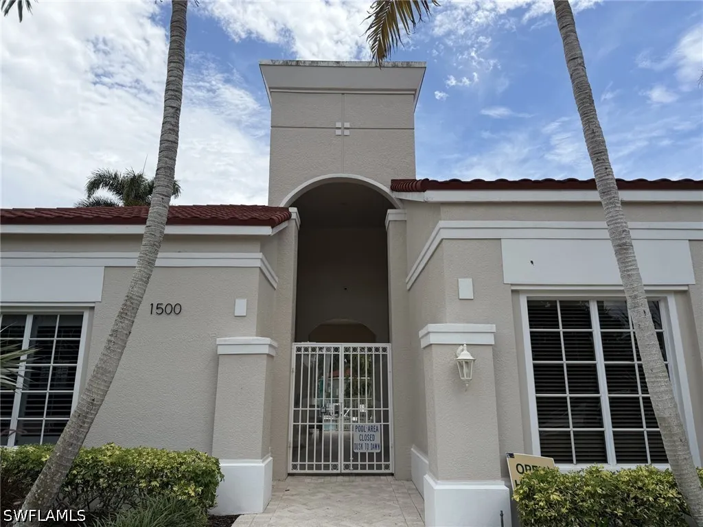 1590 Clermont Drive Naples FL 34109