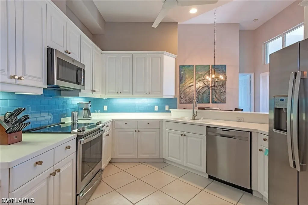 1590 Clermont Drive Naples FL 34109