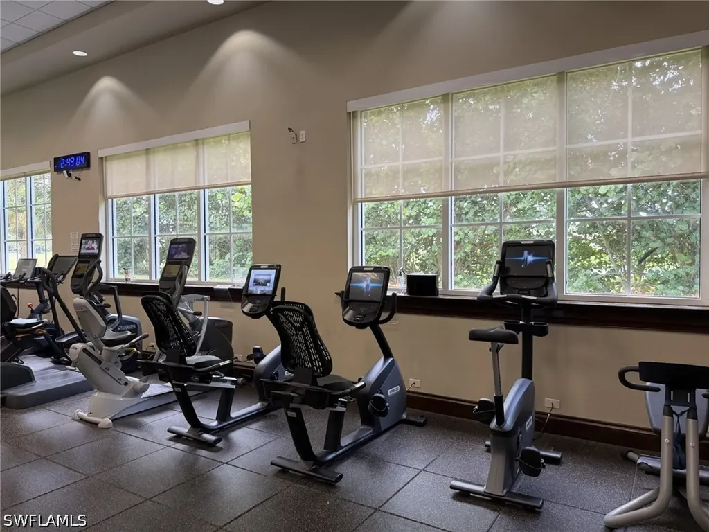1590 Clermont Drive Naples FL 34109