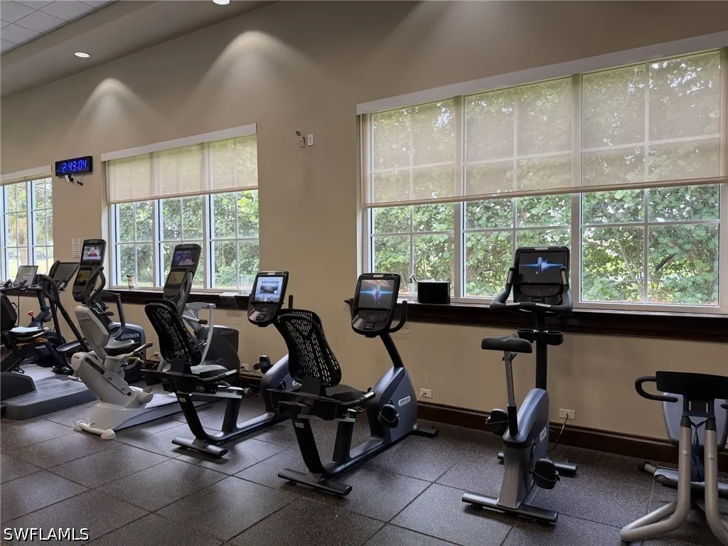 1590 Clermont Drive Naples FL 34109