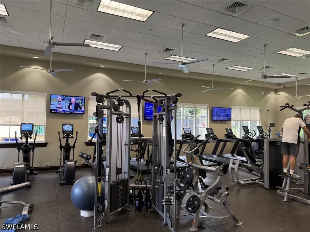 1590 Clermont Drive Naples FL 34109