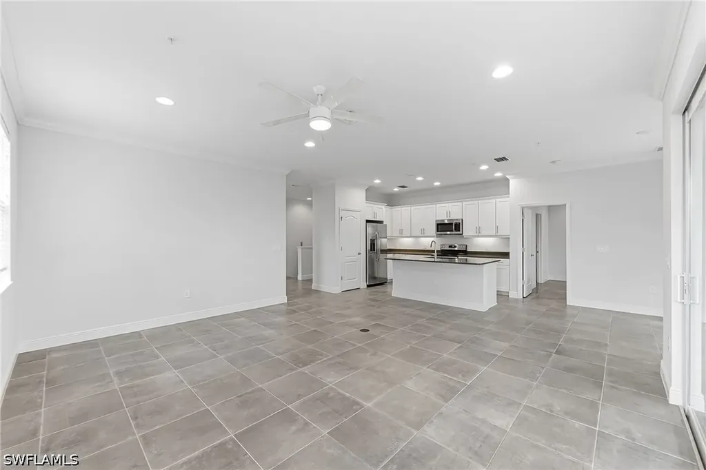 6969 Avalon Circle Naples FL 34112