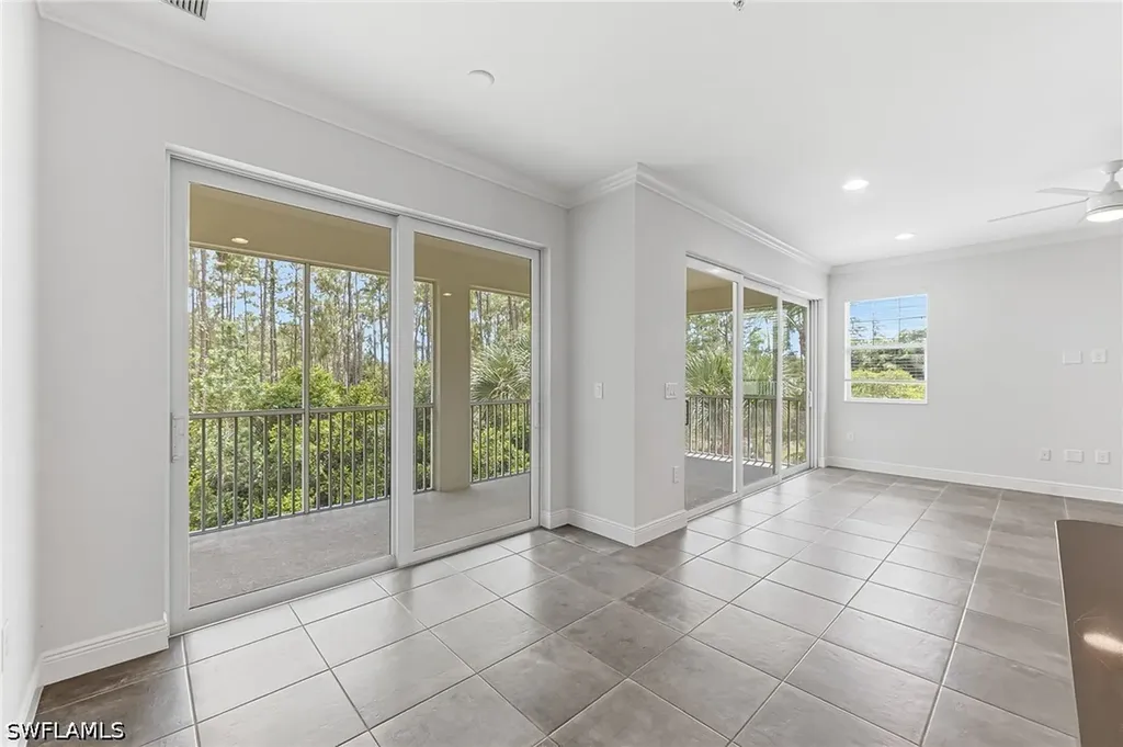 6969 Avalon Circle Naples FL 34112