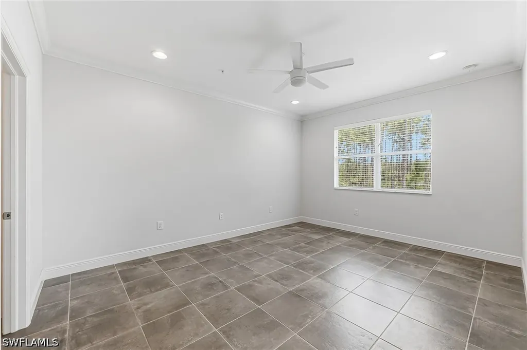 6969 Avalon Circle Naples FL 34112