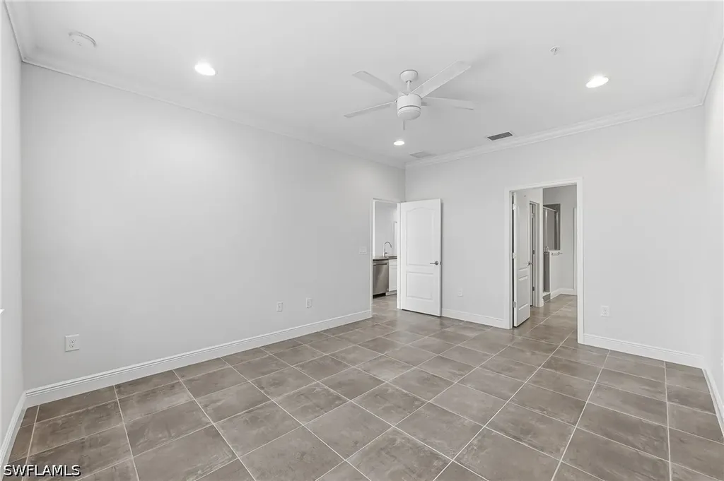 6969 Avalon Circle Naples FL 34112