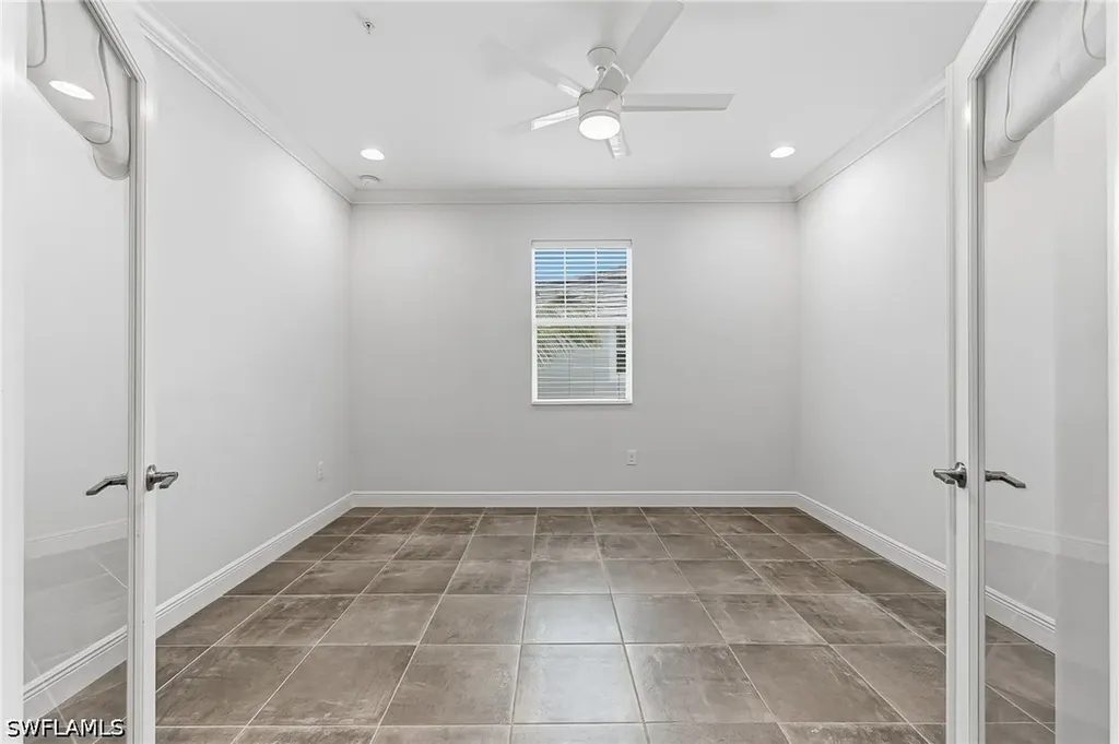 6969 Avalon Circle Naples FL 34112