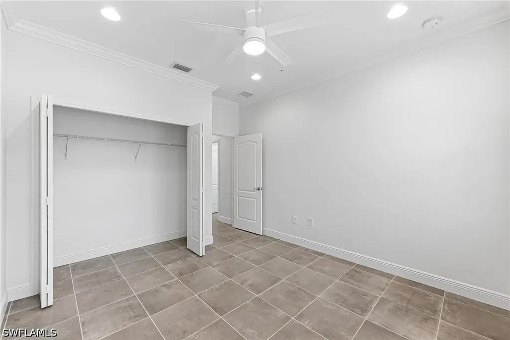 6969 Avalon Circle Naples FL 34112