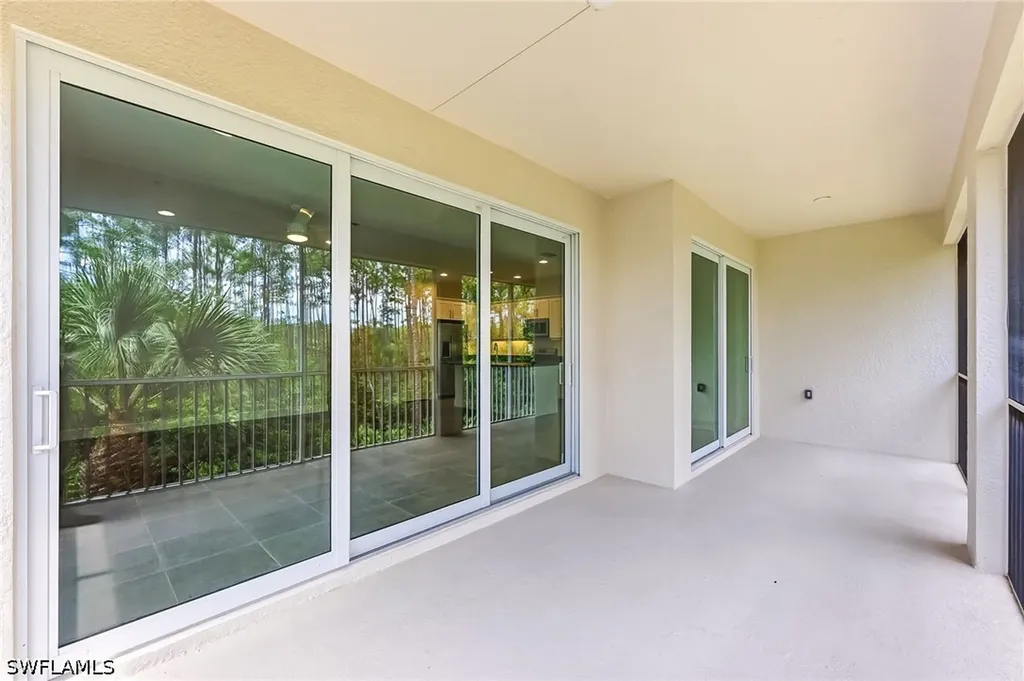 6969 Avalon Circle Naples FL 34112