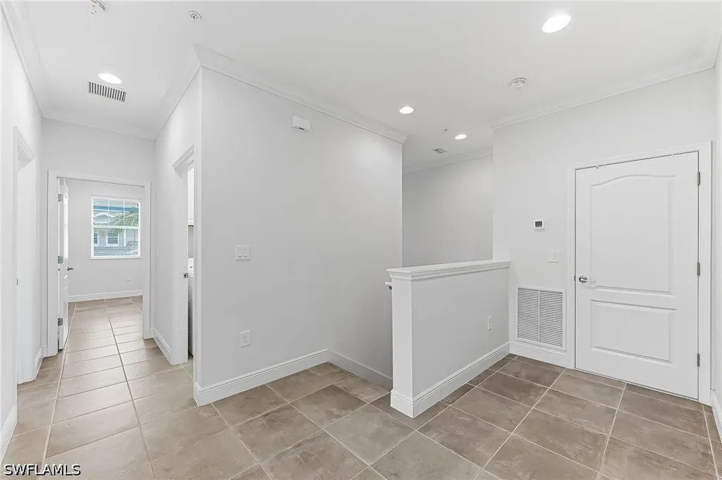 6969 Avalon Circle Naples FL 34112